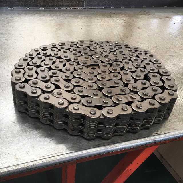 BL1666 Leaf Chain