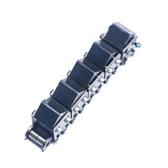 Roller Chain with Plastic Attachment