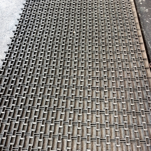 CC8 Cast Chain