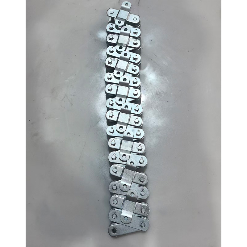 P101.6 E4P WITH WELDED ATTACHMENT Galvanized conveyor chain