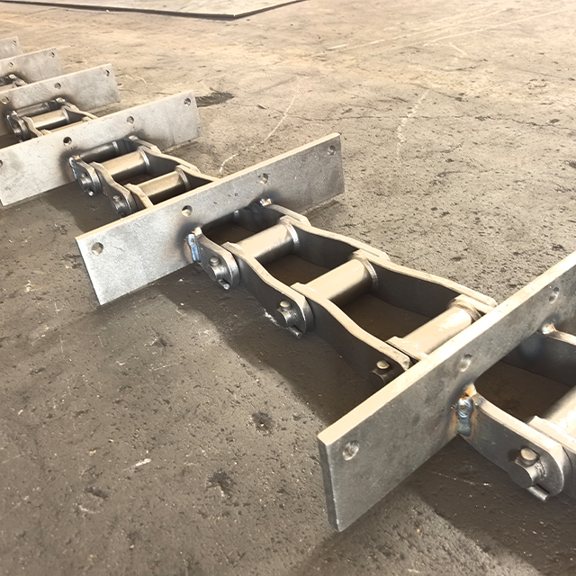 WH132 W430 E3P Welded Chain